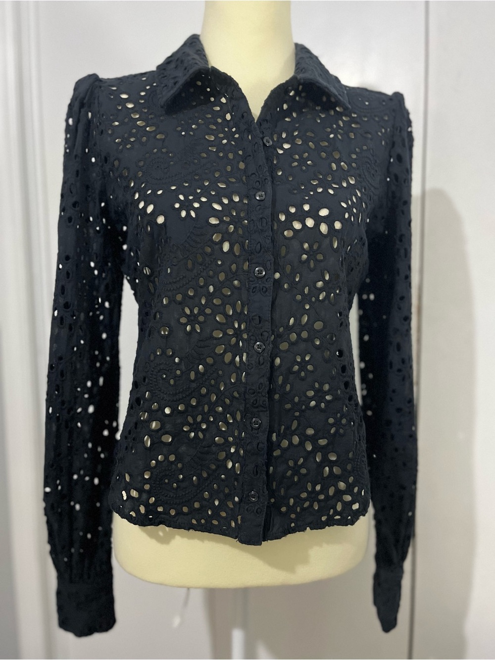 Joie Eyelet Button Down Cotton Blouse Resort Coastal Preppy